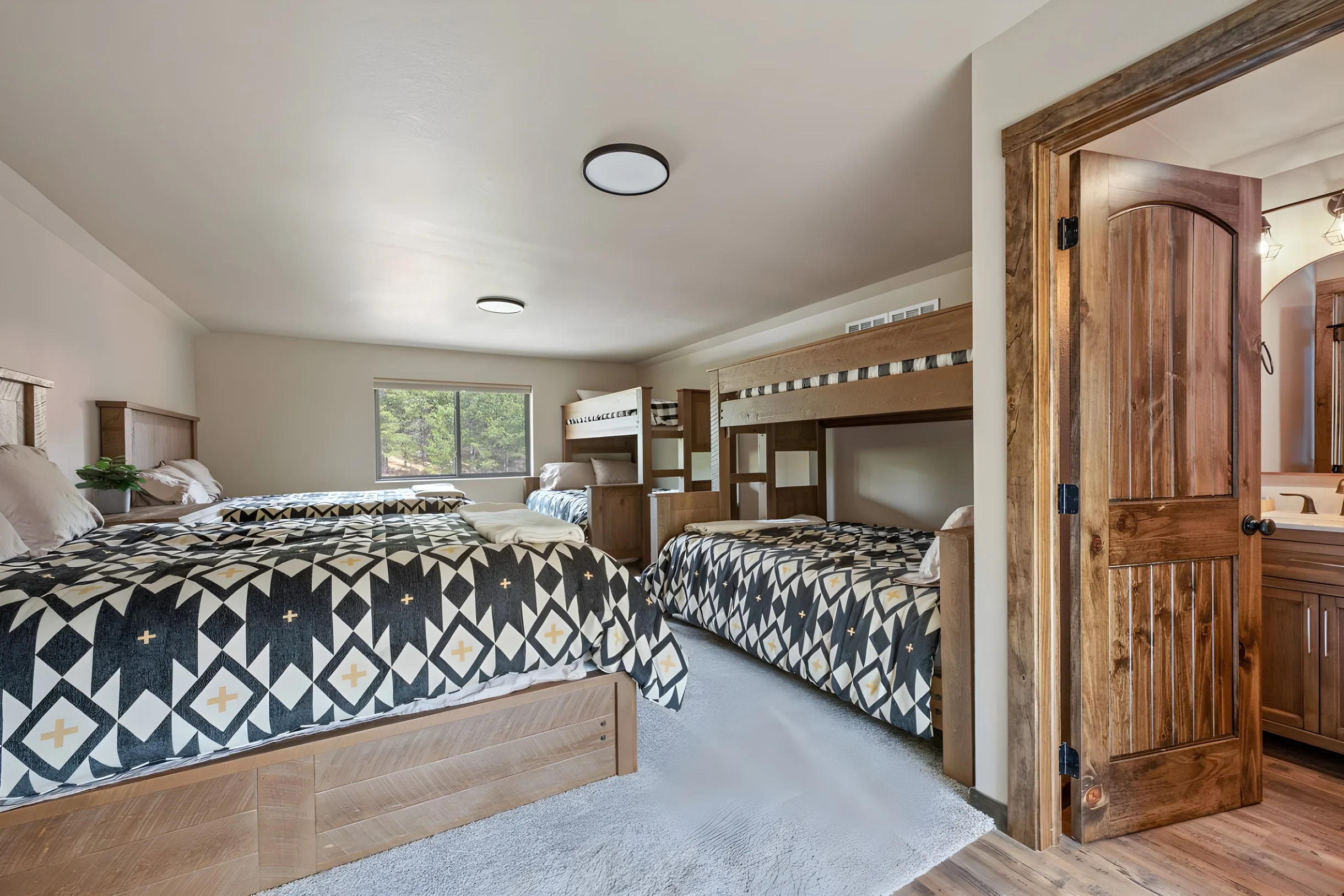 The Deadwood Lookout-Sleeps 22 #25