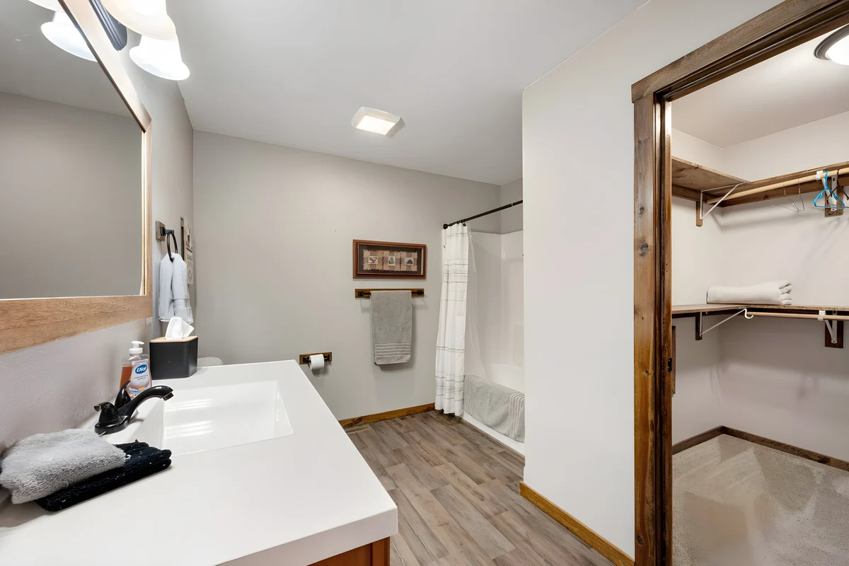 Wander Sturgis Gulch