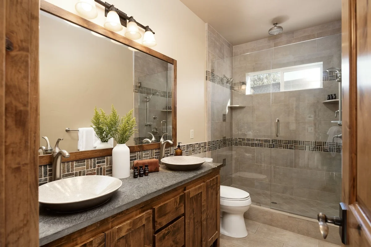 Wander Tahoe Vista Lakeshore