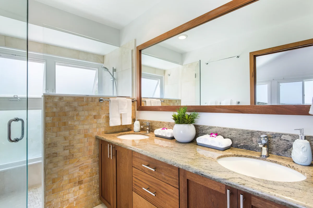 Wander Honolulu Serenity