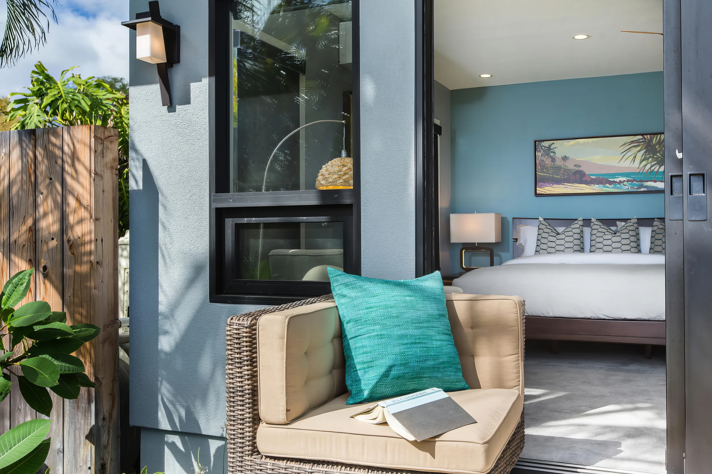 Wander Honolulu Hillside #17