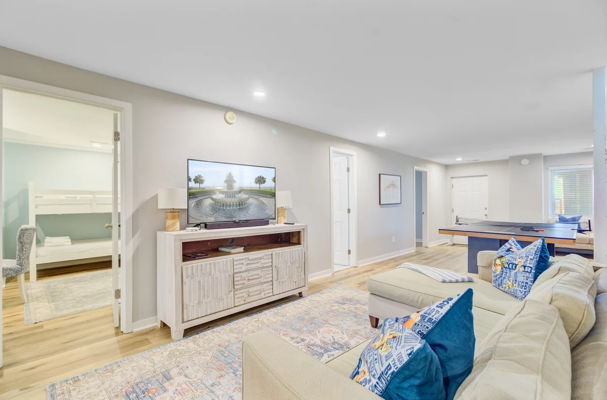 Wander Folly Beach Lighthouse