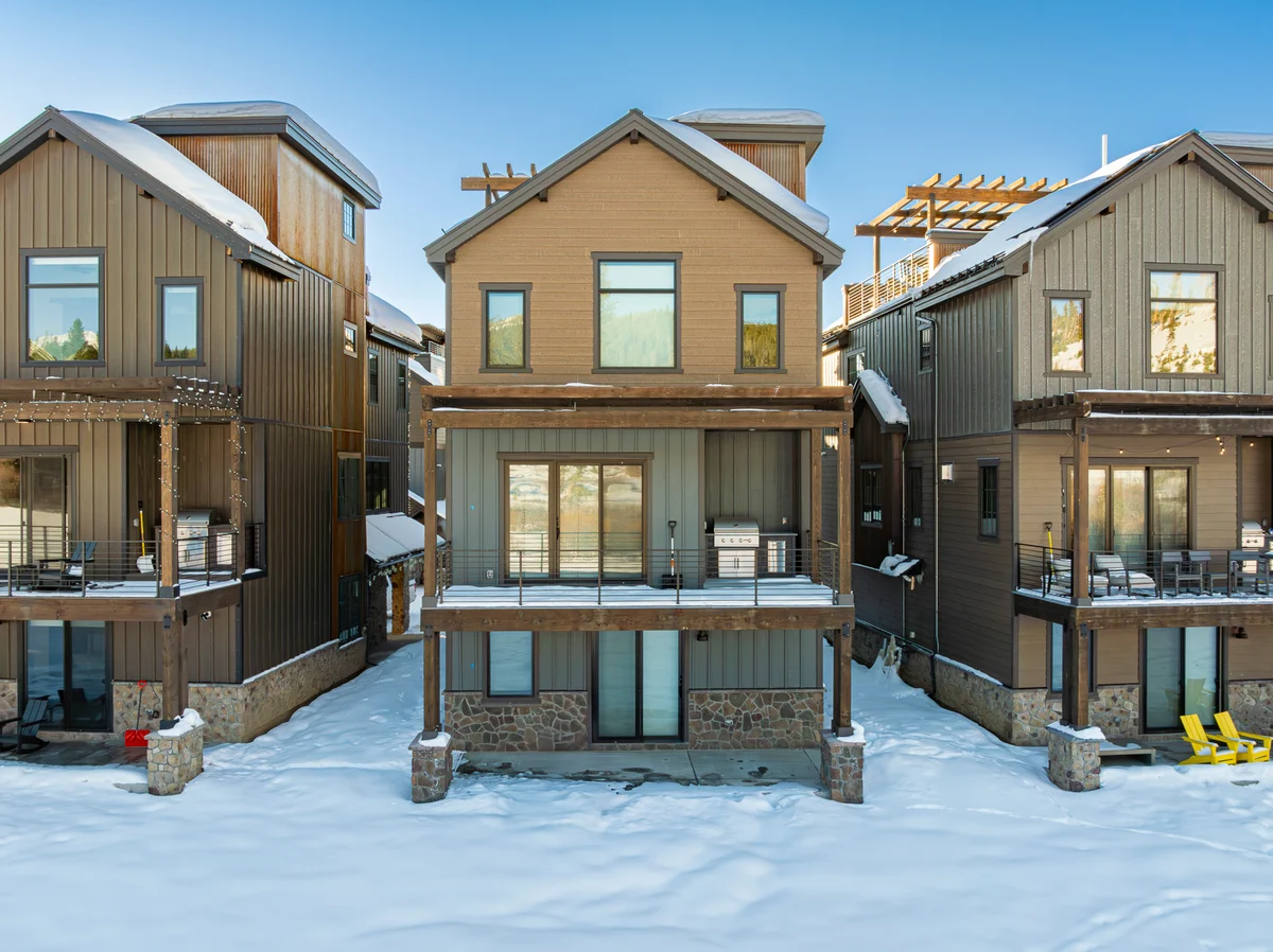 Wander Winter Park Glacier