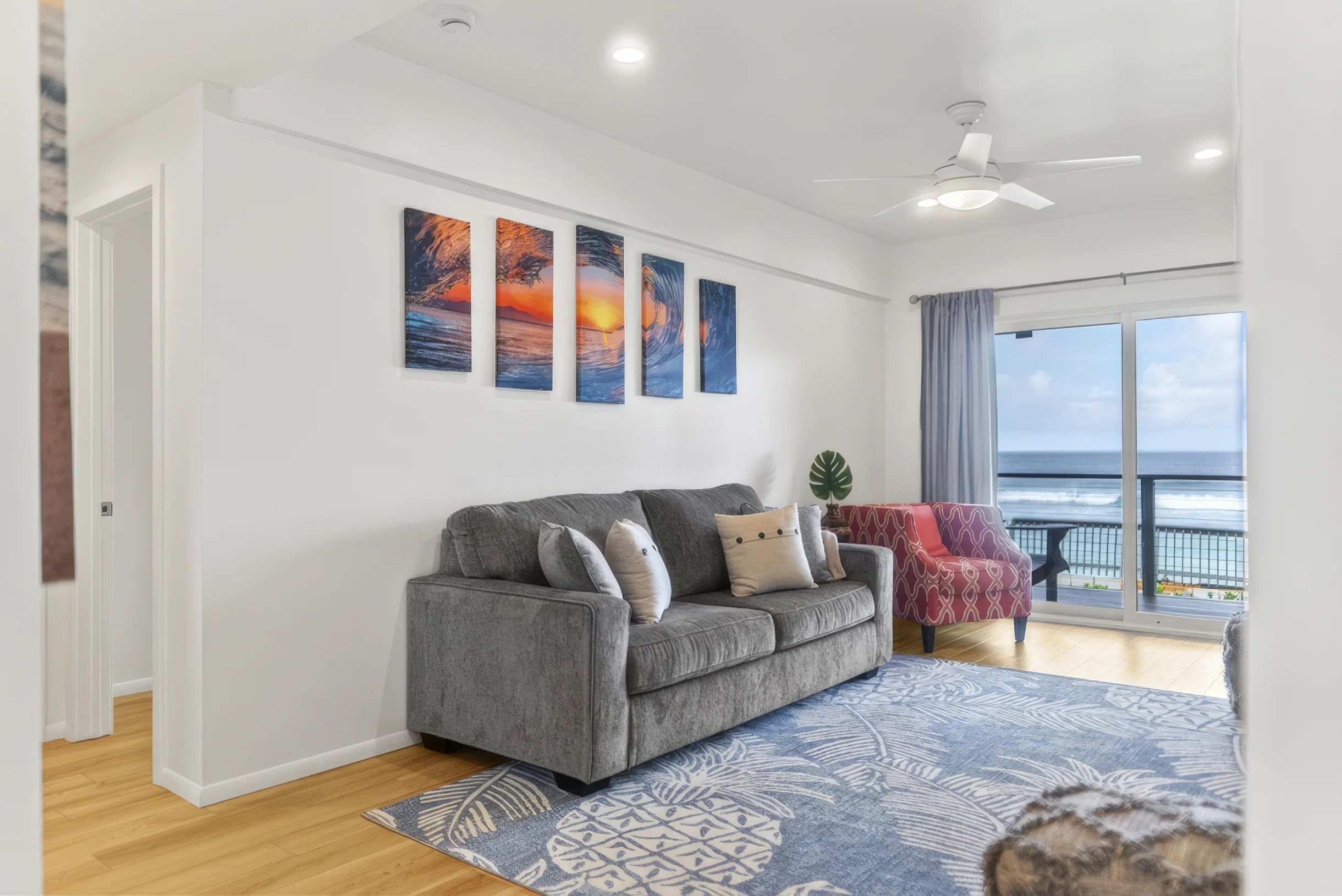 Surfer's Paradise #34