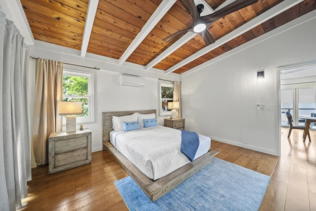 Bedroom 1 image 1