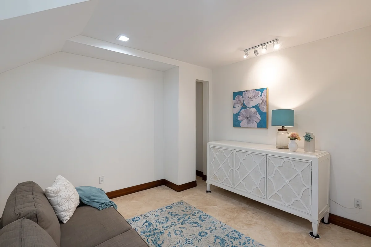 Wailupe Seaside 4 Bedroom #20