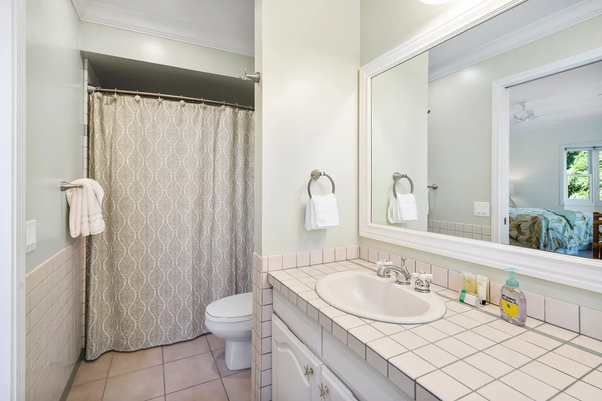 Wander Kailua Kona Manor