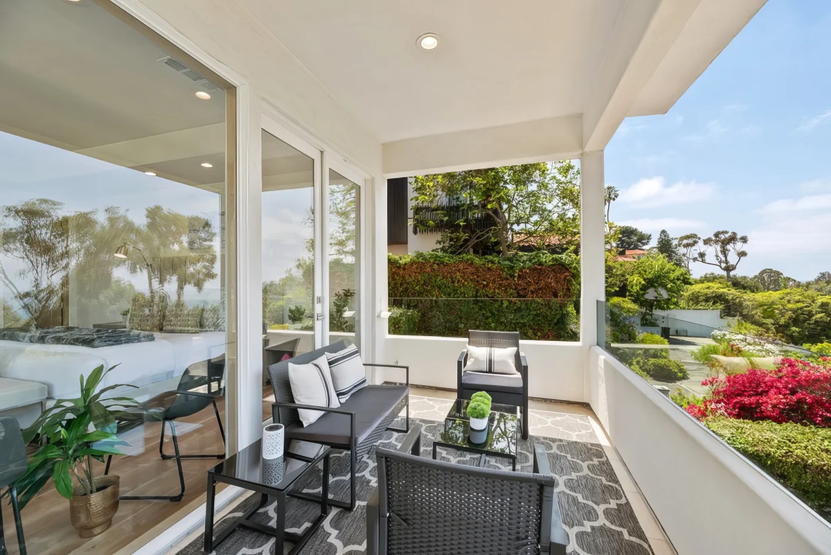 Wander La Jolla Lookout