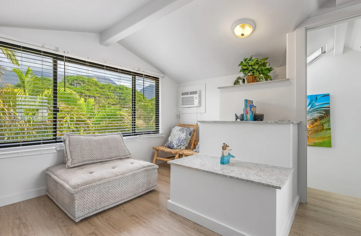 Wander Lahaina Harbor