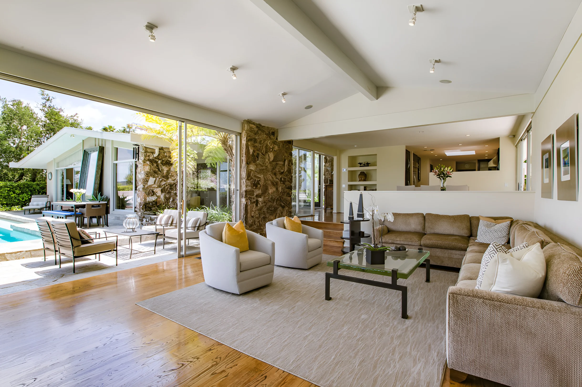 Wander Hollywood Hills Mid-Century Modern #3