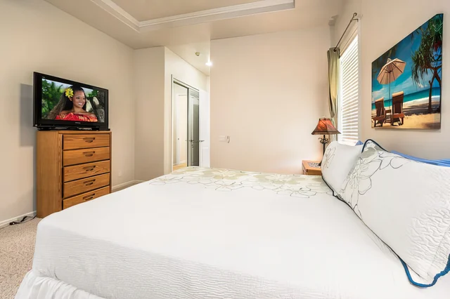 Bedroom 4 image 1