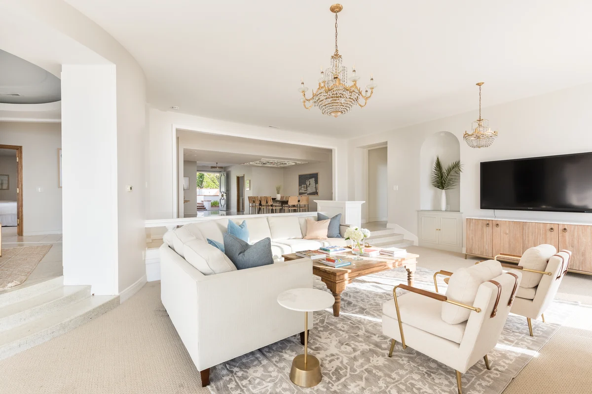 Wander La Jolla Glades