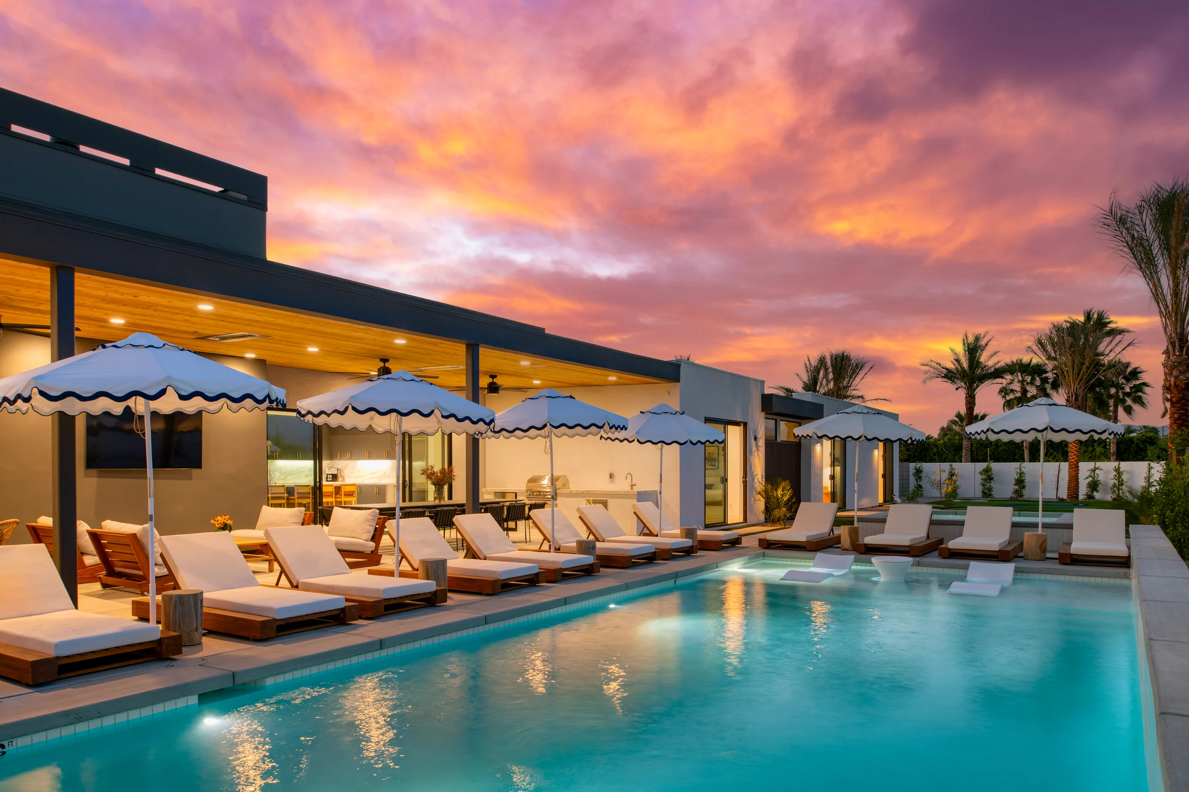 Wander La Quinta Palms