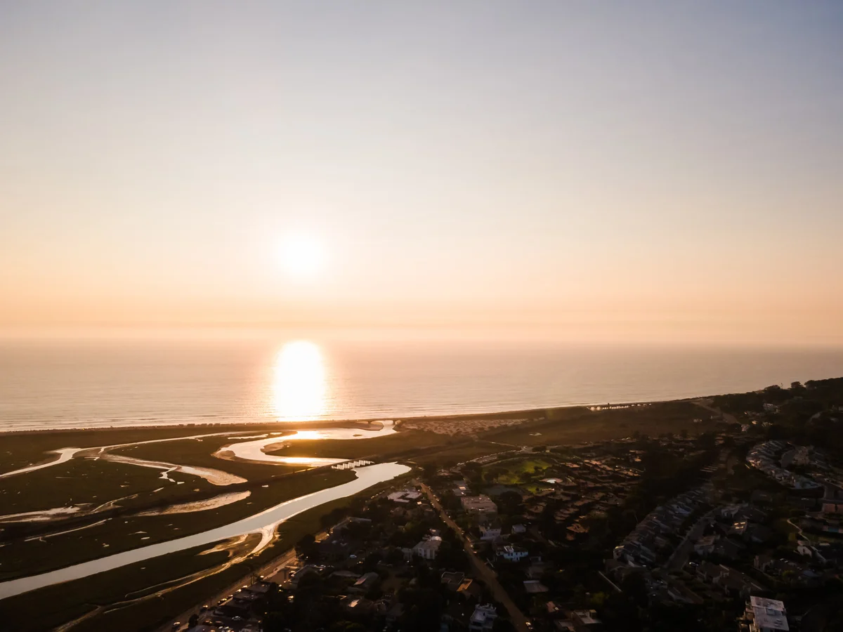 Wander Del Mar Shores