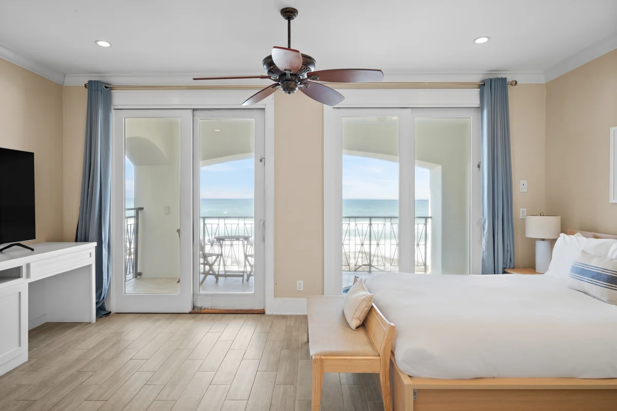 Wander Miramar Sands