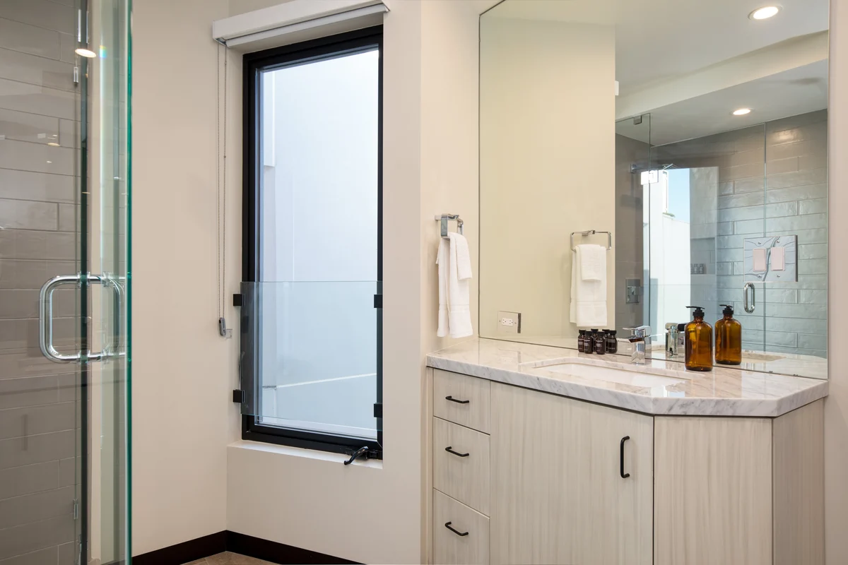 Wander Malibu Cove Retreat