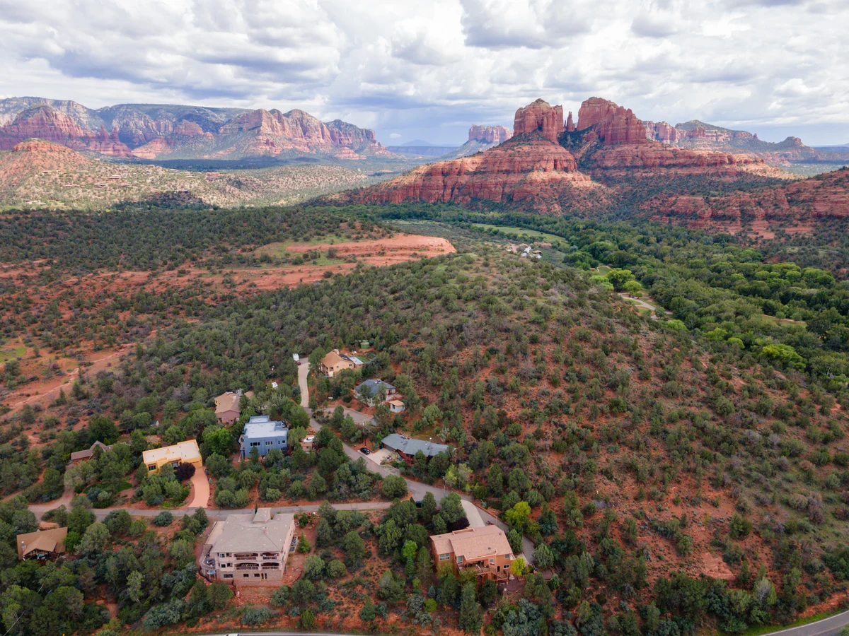 Wander Sedona Vortex Views
