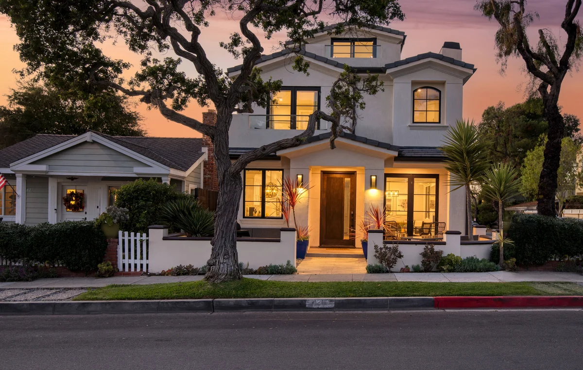 Wander Corona Shores