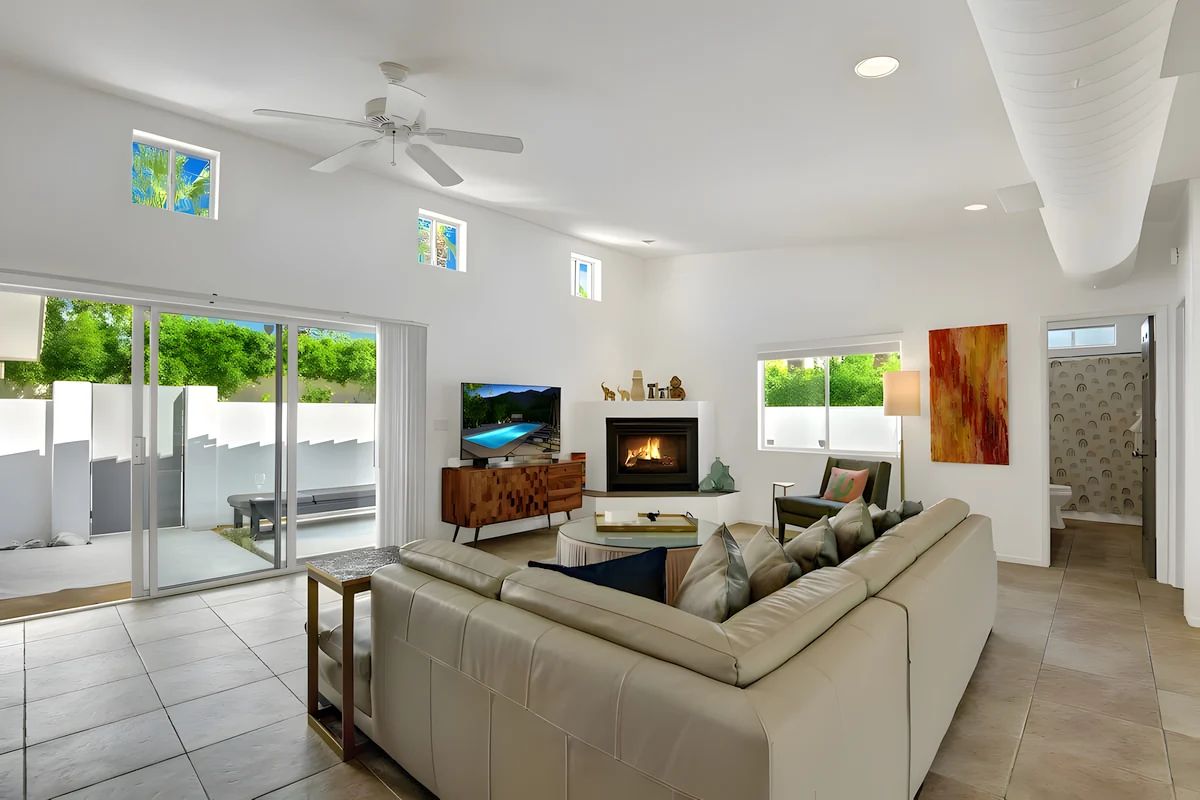 Wander Palm Springs Dunes