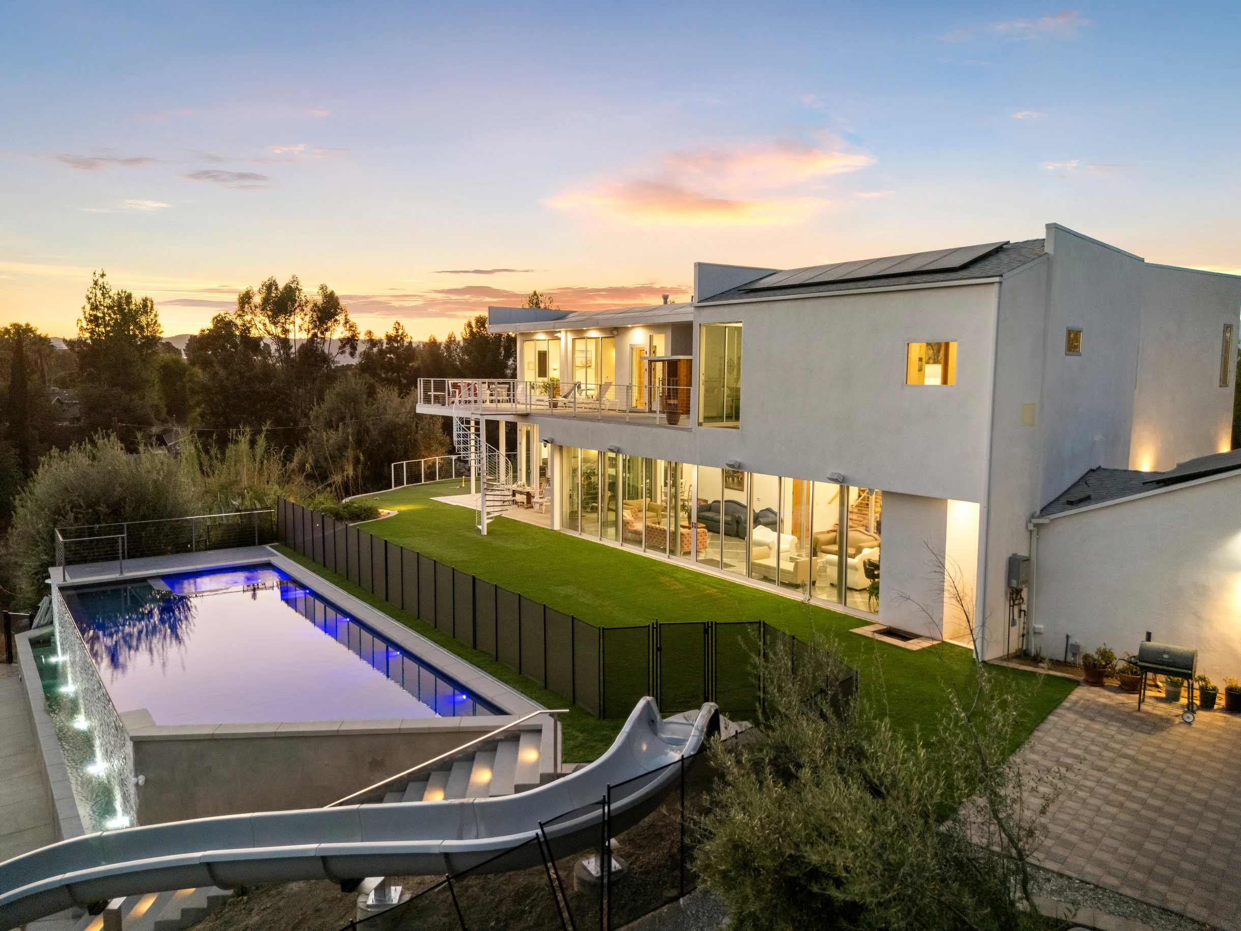 Wander Woodland Hills Estate #2