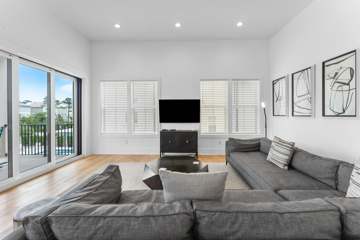 Wander Santa Rosa Beachfront