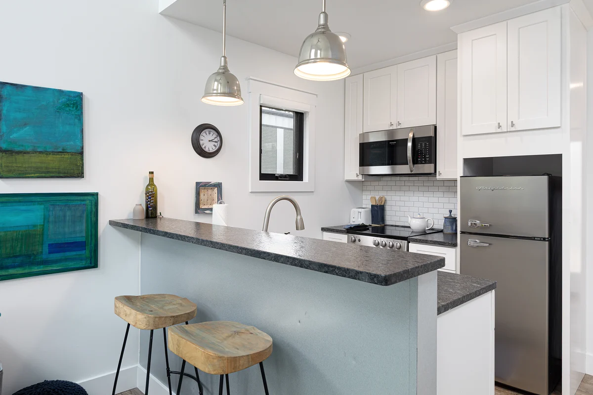 Apartment in Traverse City property photo 2