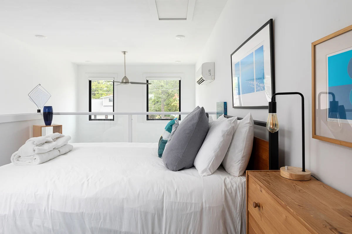 Bedroom 1 image 1