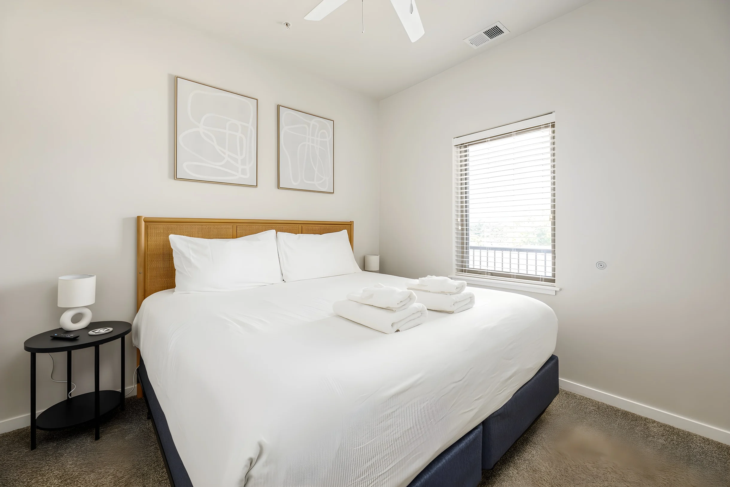 Apartment in Traverse City property photo 4