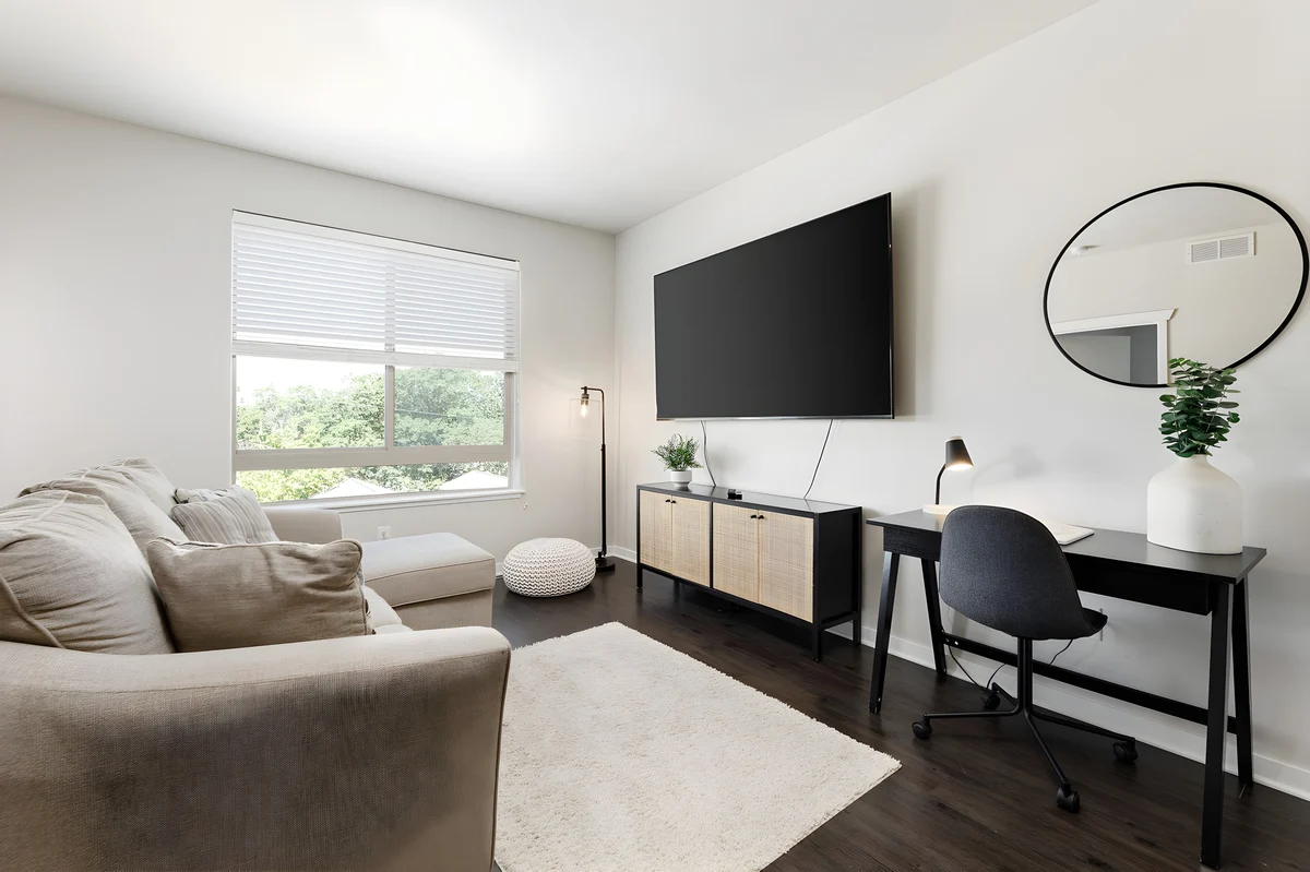 Apartment in Traverse City property photo 2