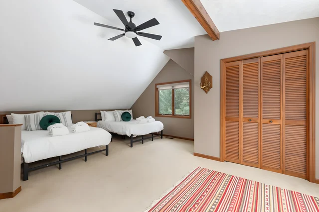 Bedroom 1 image 1