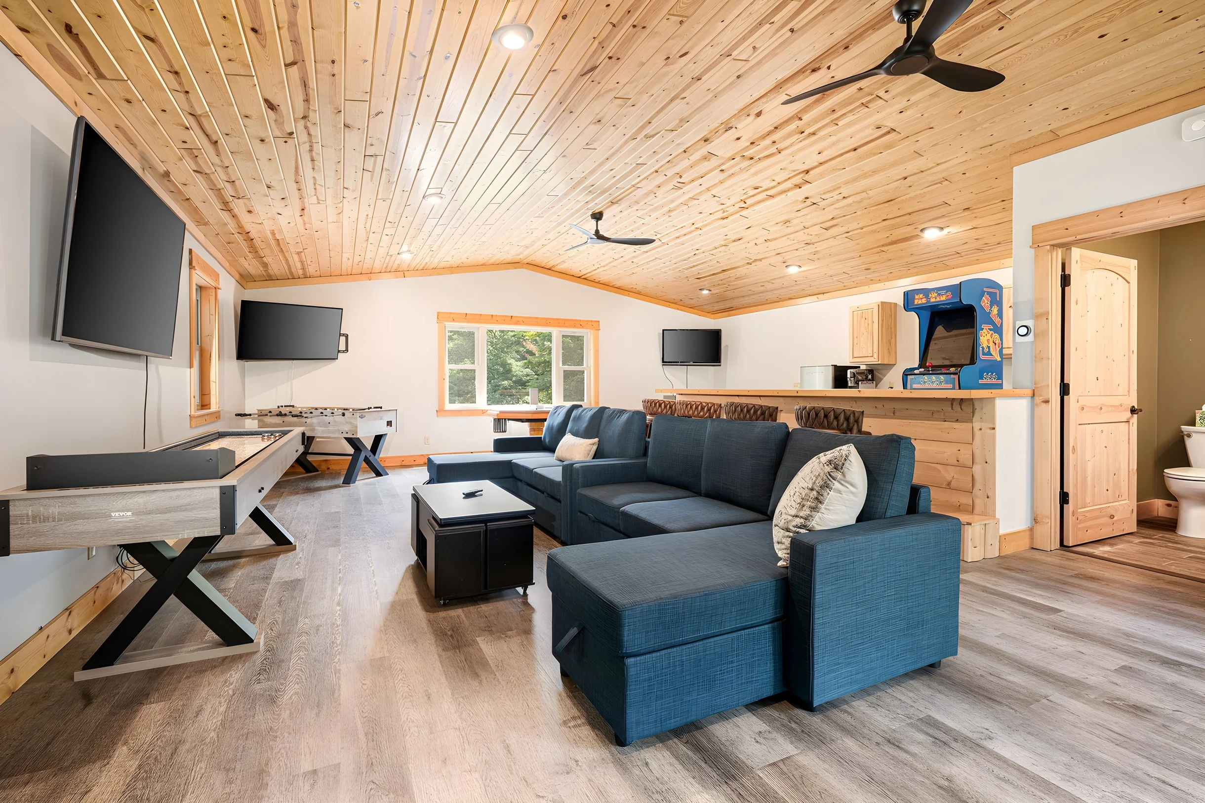 Wander Interlochen Lake Louise #44