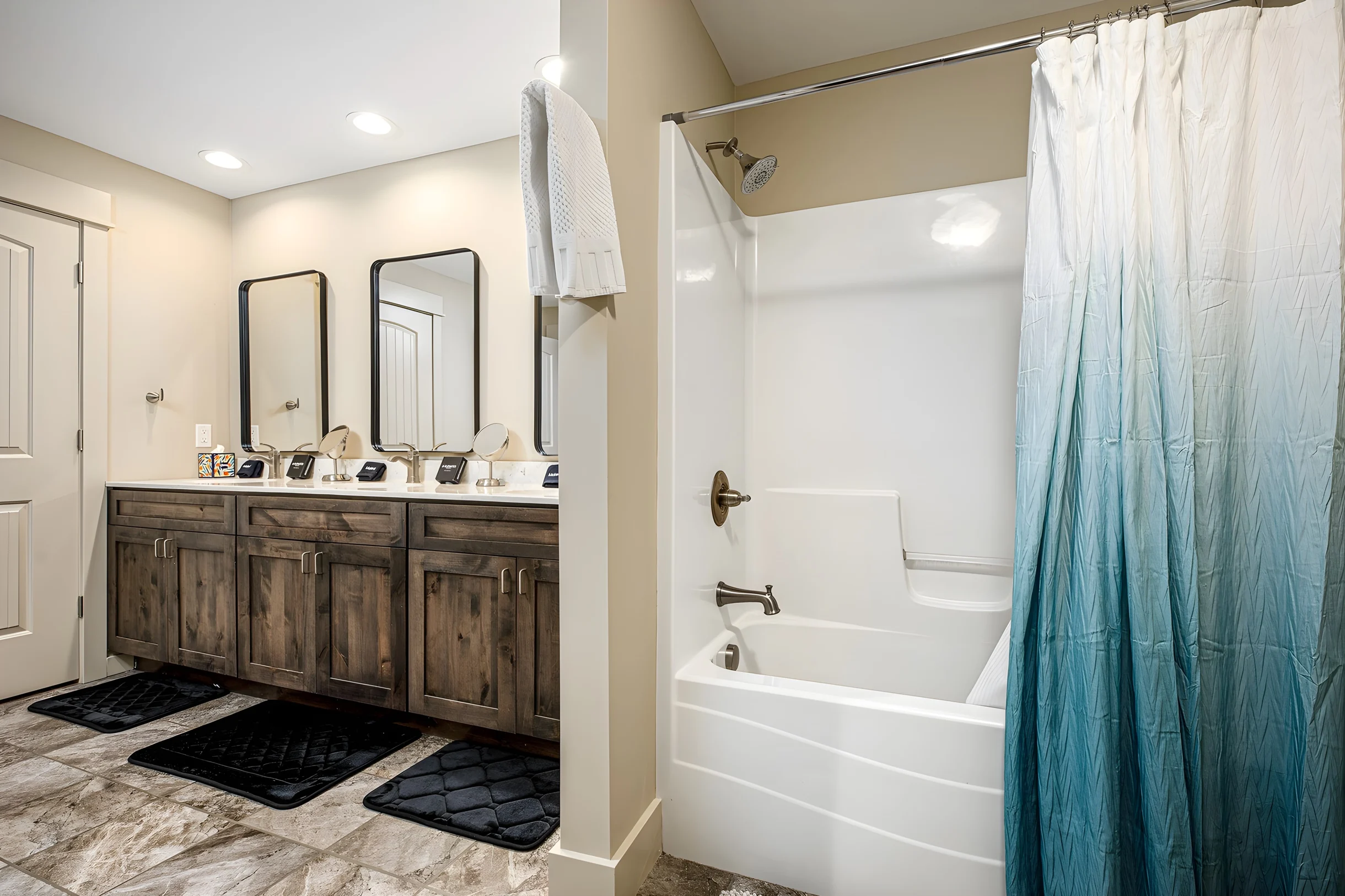 Wander Interlochen Lake Louise #35