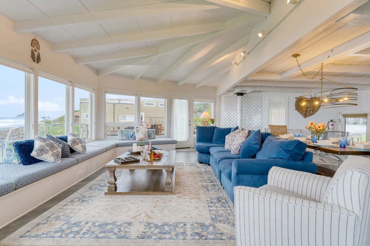 Wander Arch Cape Shores