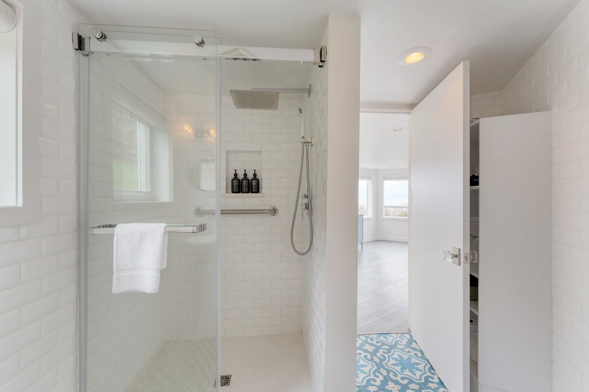 Wander Arch Cape Shores