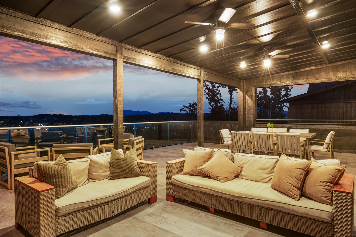 Wander Sevierville Mountain Retreat