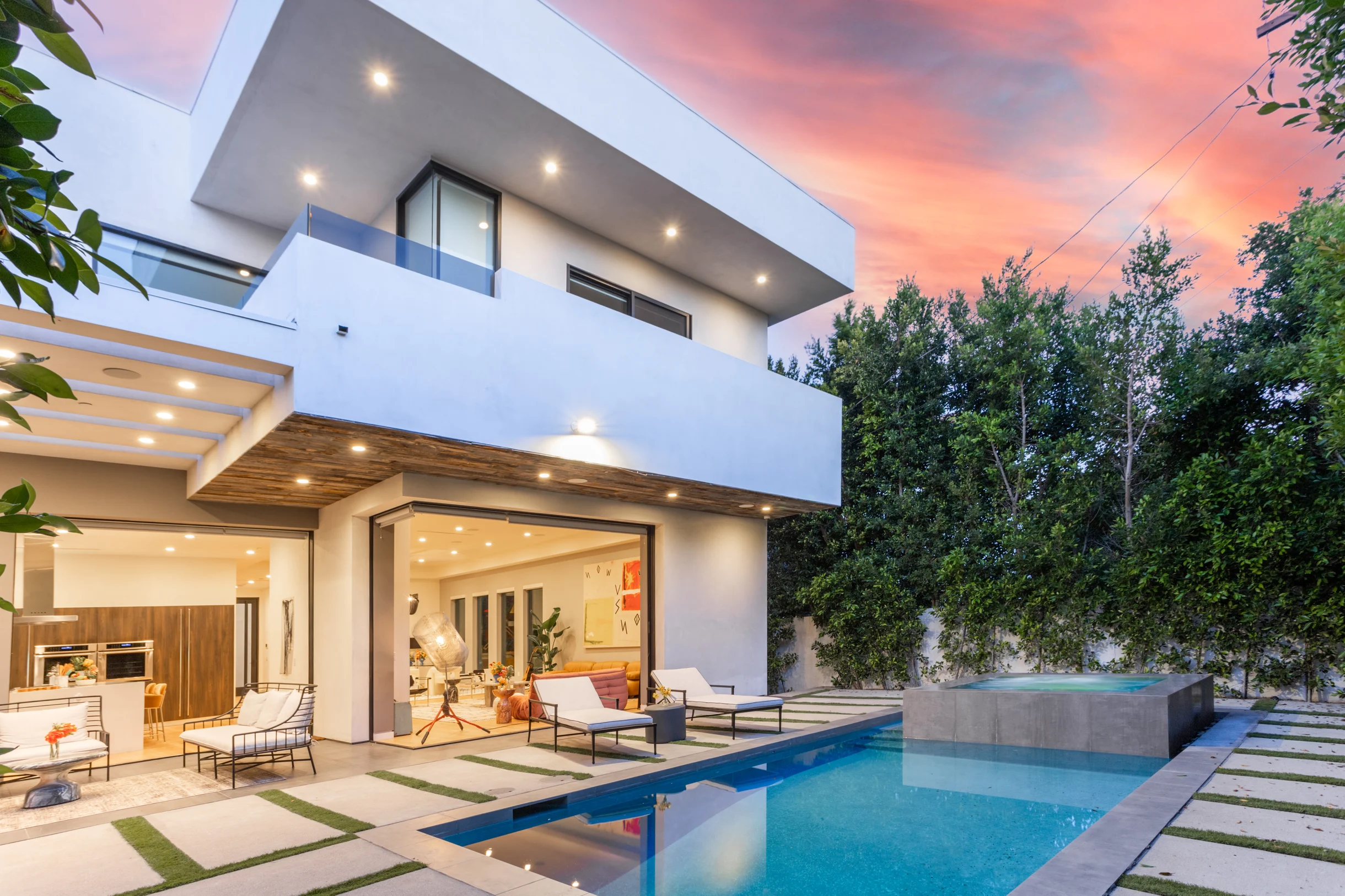 Wander West Hollywood Sunset