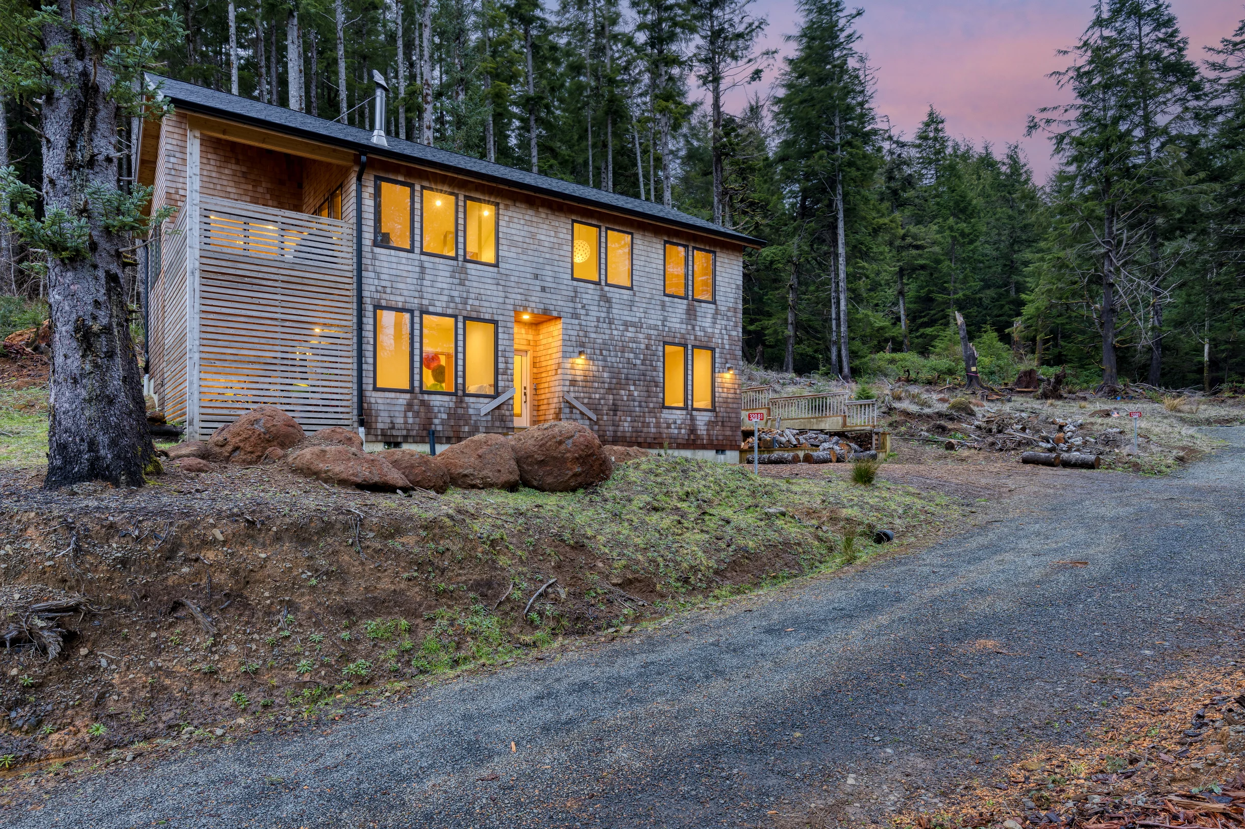 Wander Arch Cape Beach