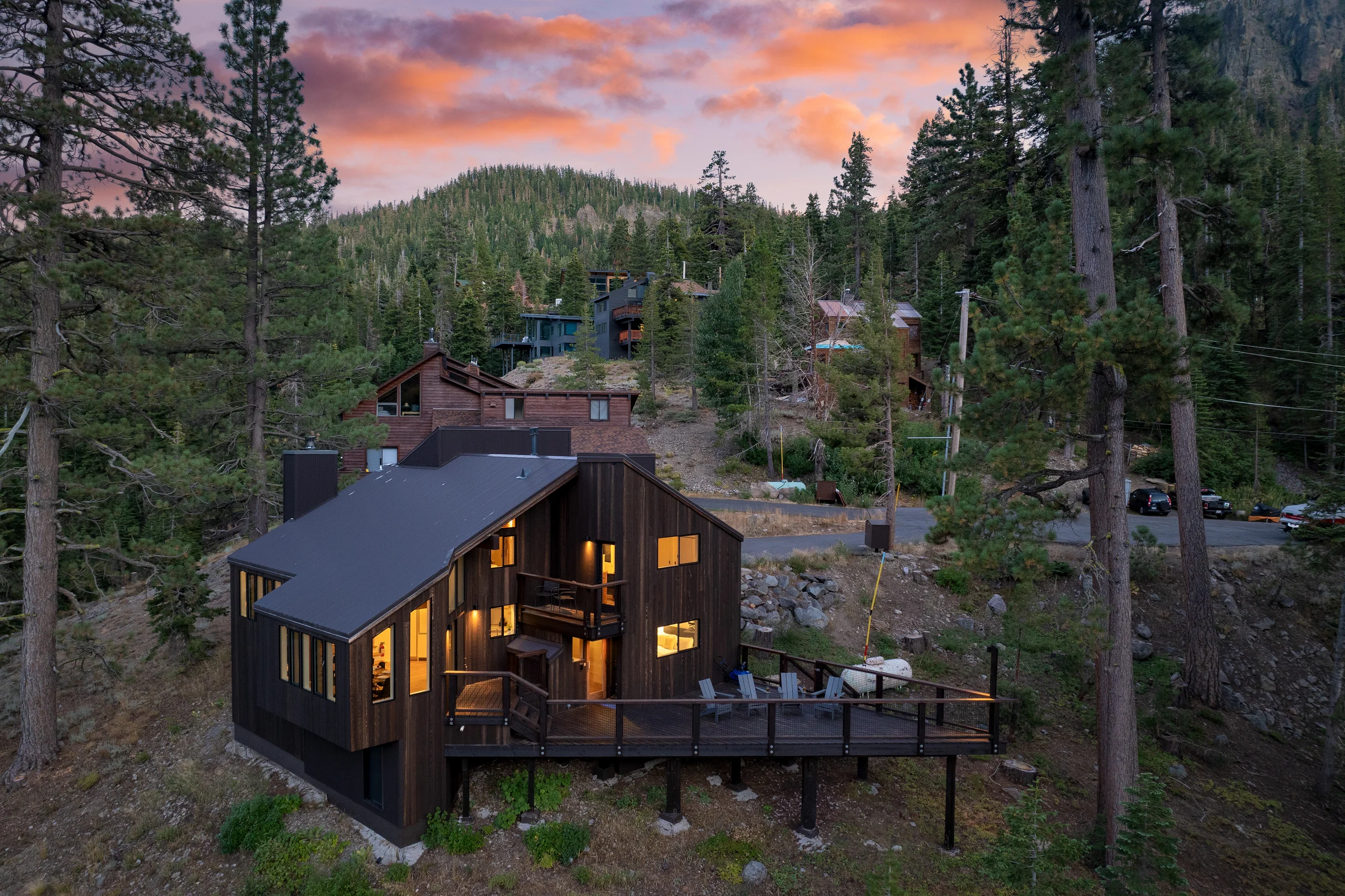 Wander Alpine Peaks Retreat