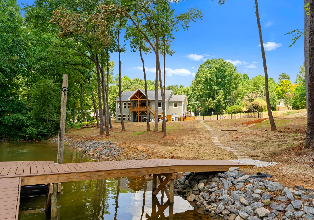 Wander Mooresville Shores