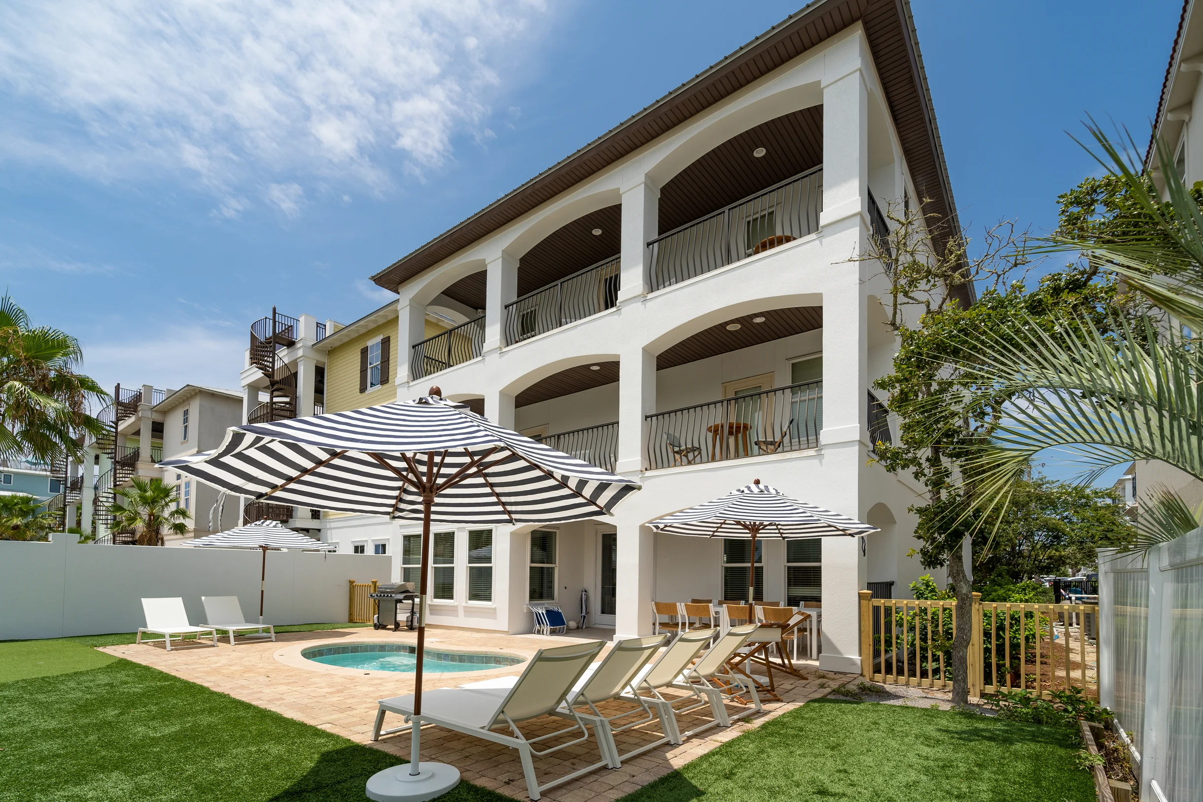 Wander Miramar Bayshore #1