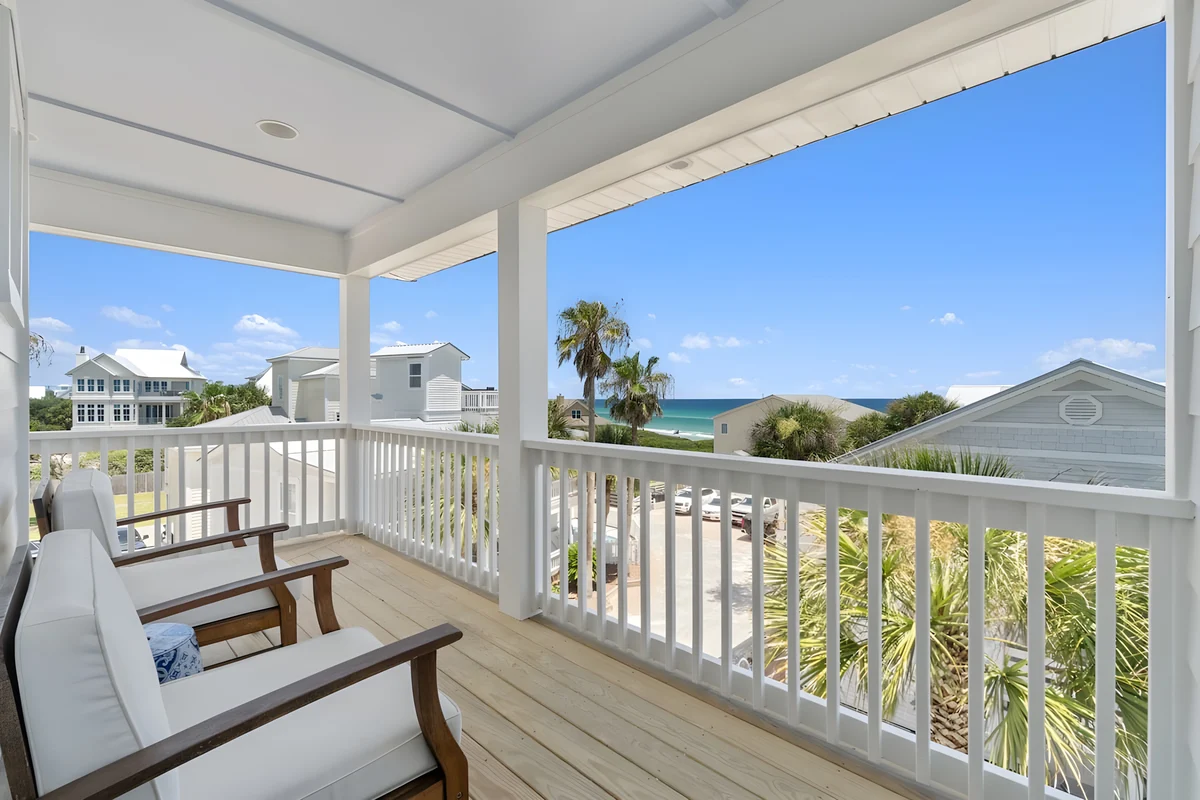 Wander Seagrove Escape