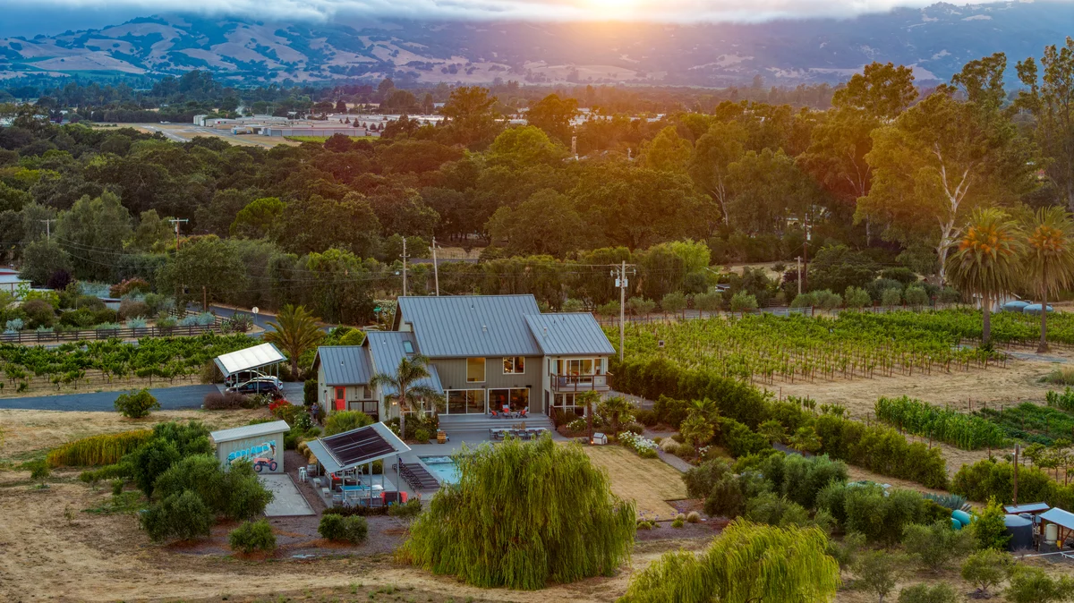 Wander Sonoma Mountain Estate