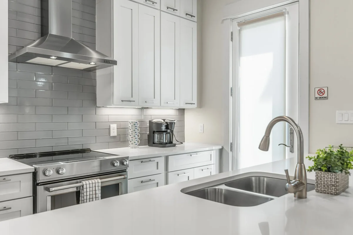 Wander Rosemary Shores #24