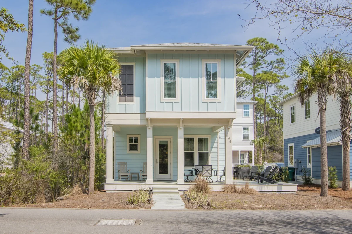 Wander Rosemary Shores #4