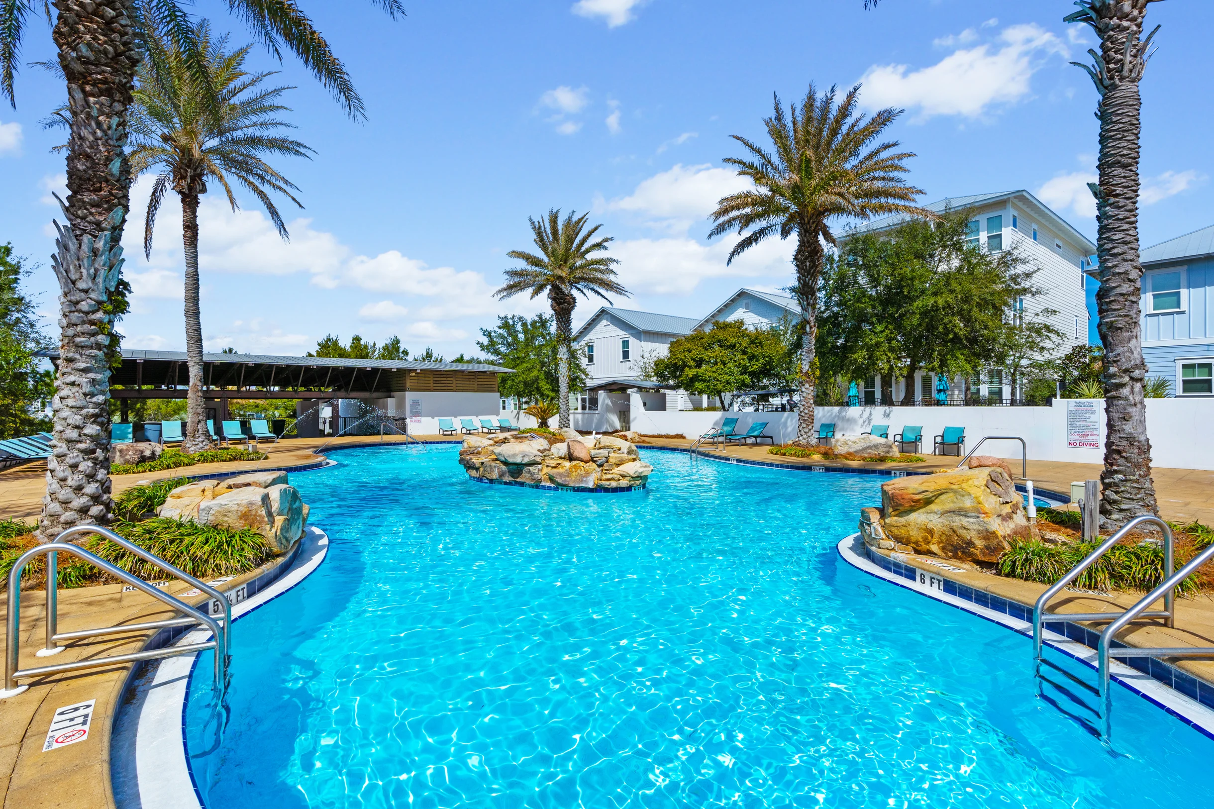 Wander Emerald Beach Dunes #37