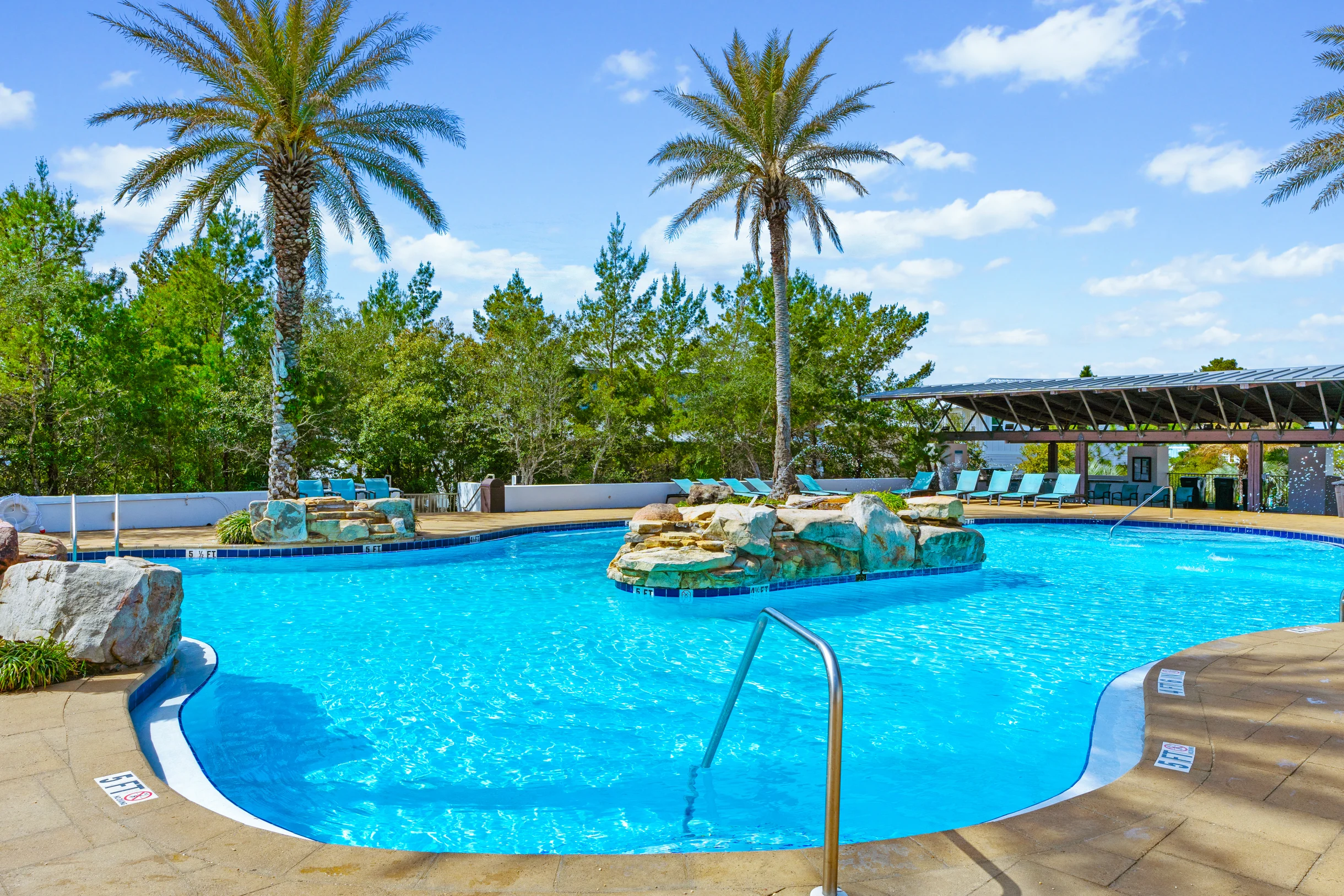 Wander Emerald Beach Dunes #41