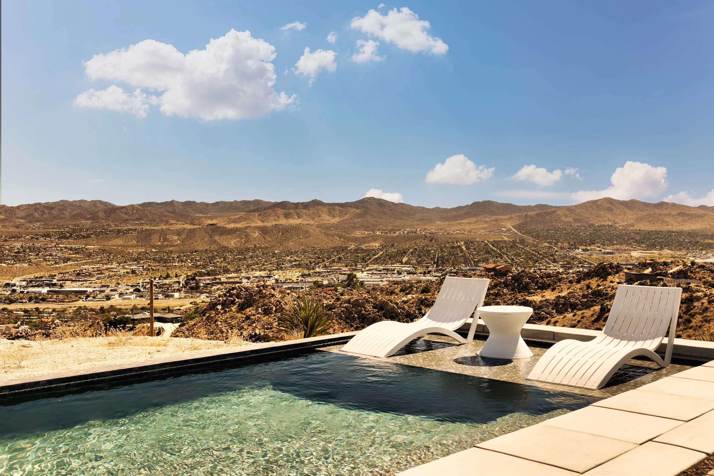 Wander Yucca Valley Horizon #57