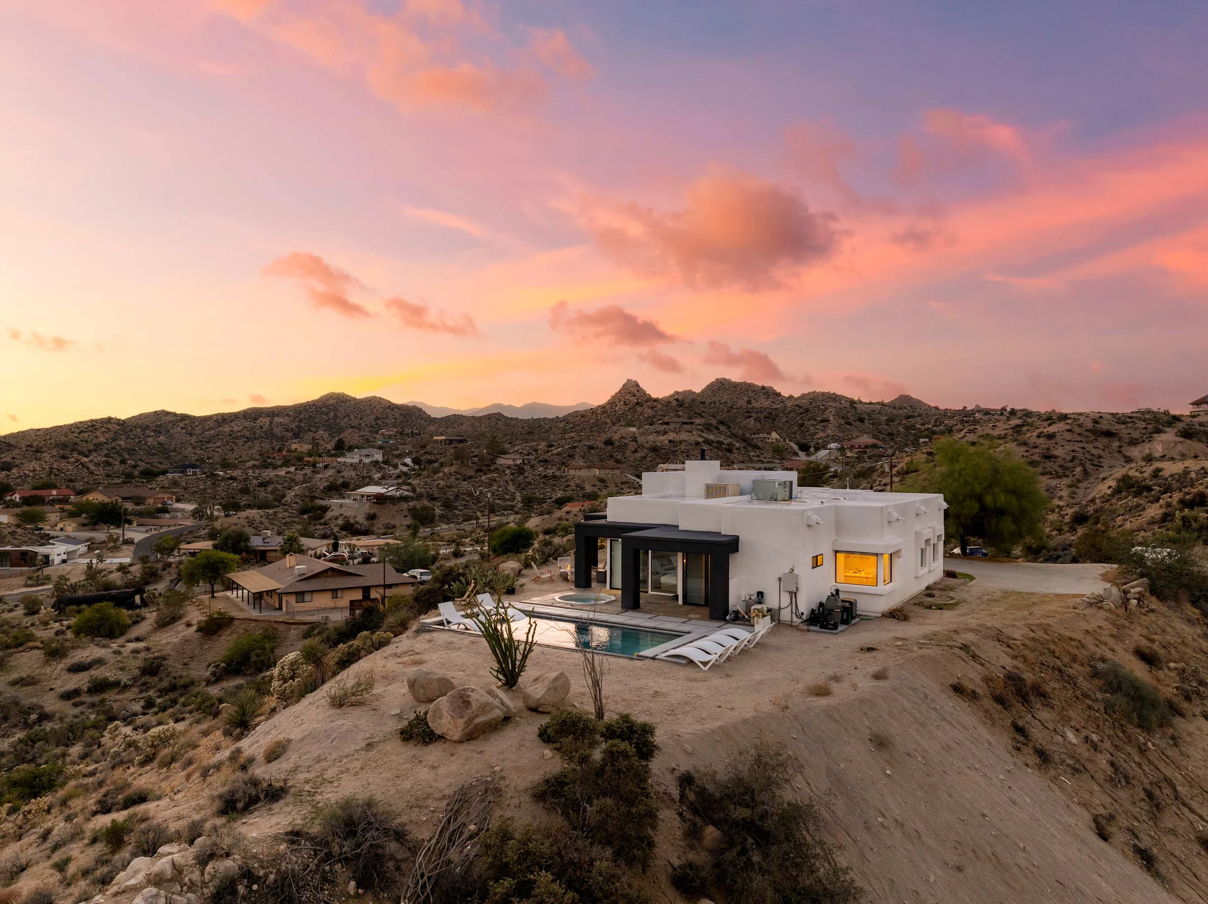 Wander Yucca Valley Horizon #3