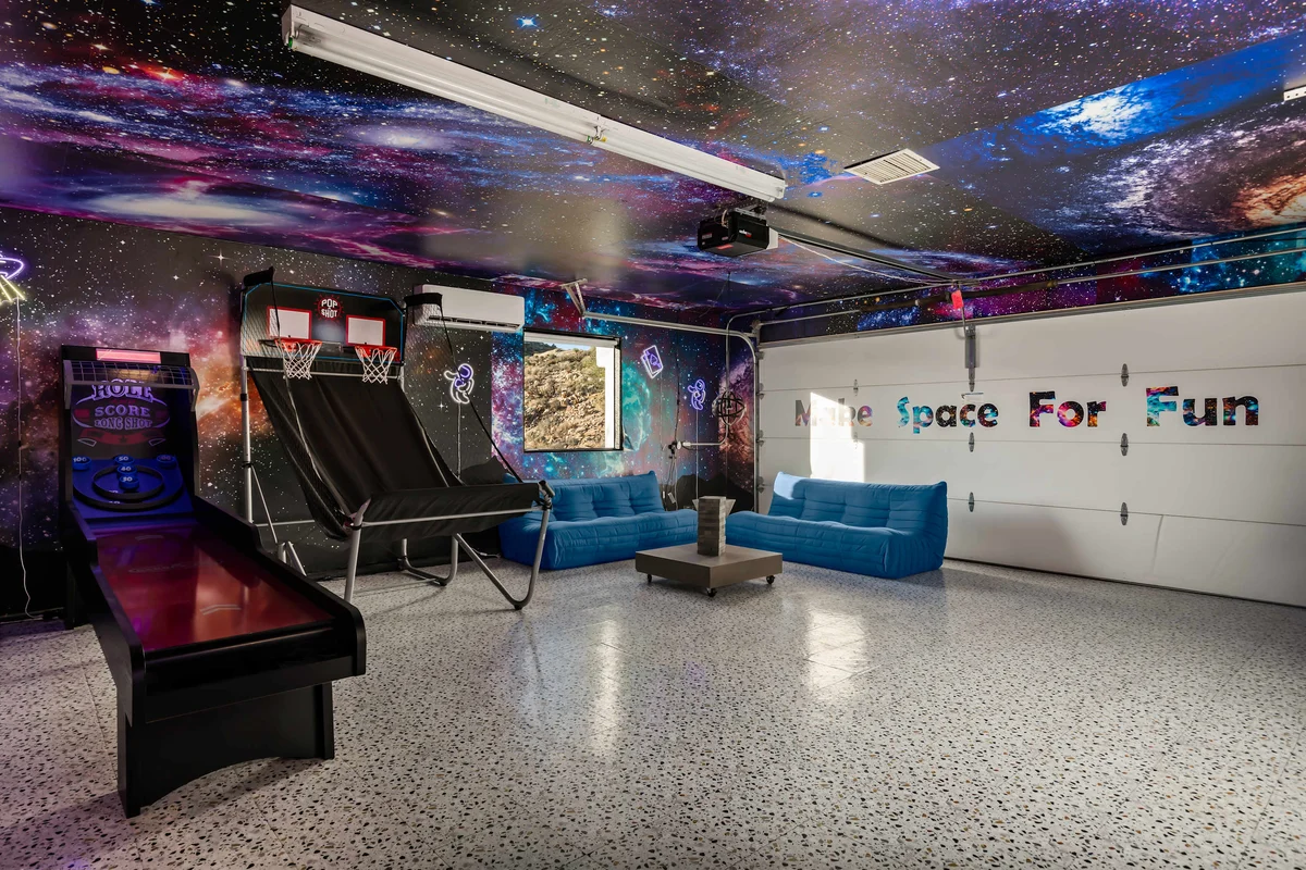 Wander Yucca Valley Horizon