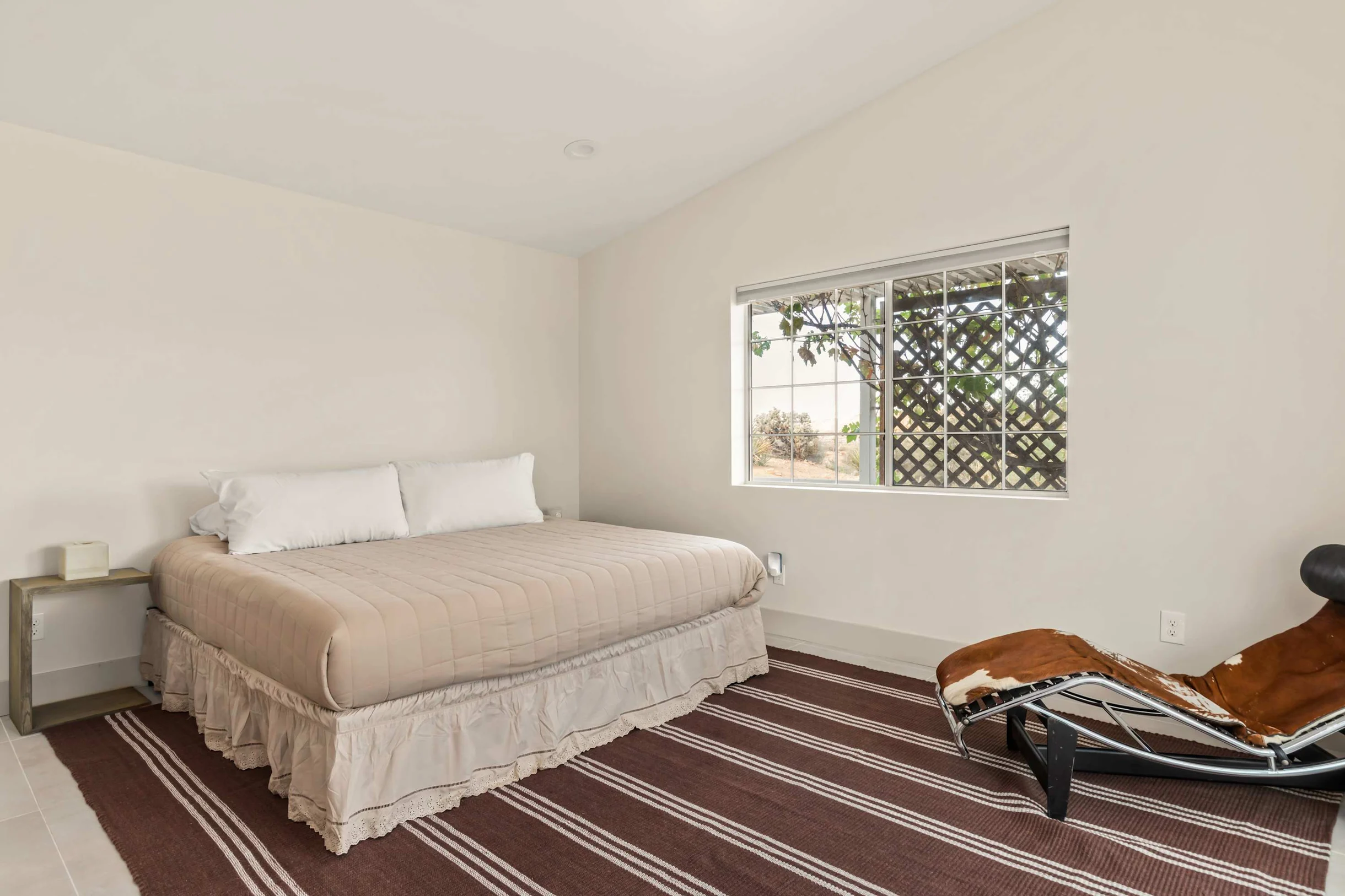 Wander Pioneertown Saloon #33